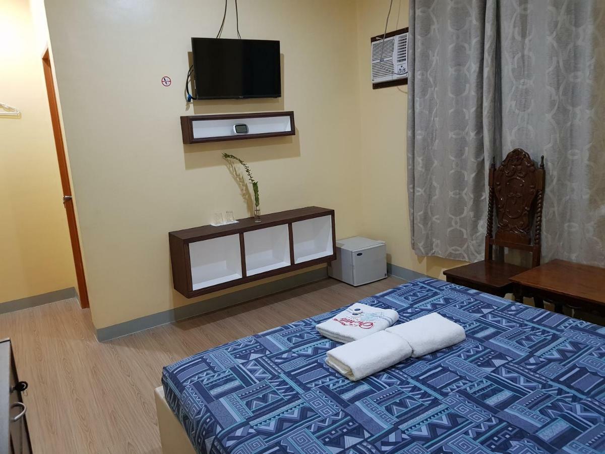 B&S Orchids Suites Hotel Dipolog Eksteriør bilde